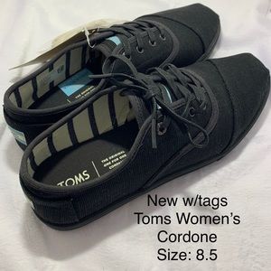 NWT Women’s TOMS Cordone Sneakers